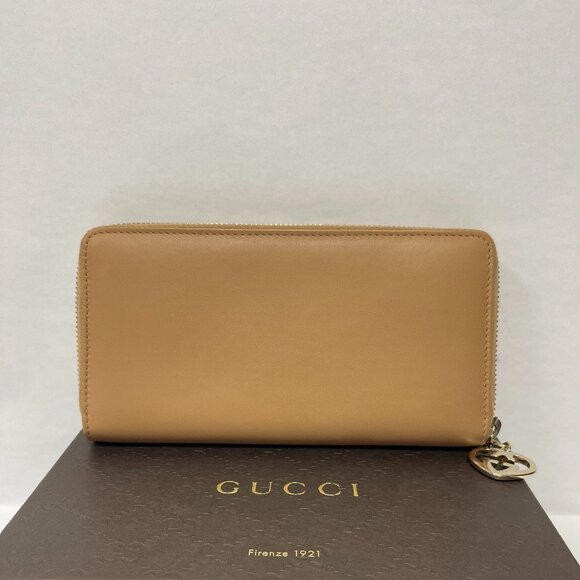 Gucci Zip Around Wallet w/ GG Heart Zipper Pull - Tan - Preowned - Picture 1 of 10